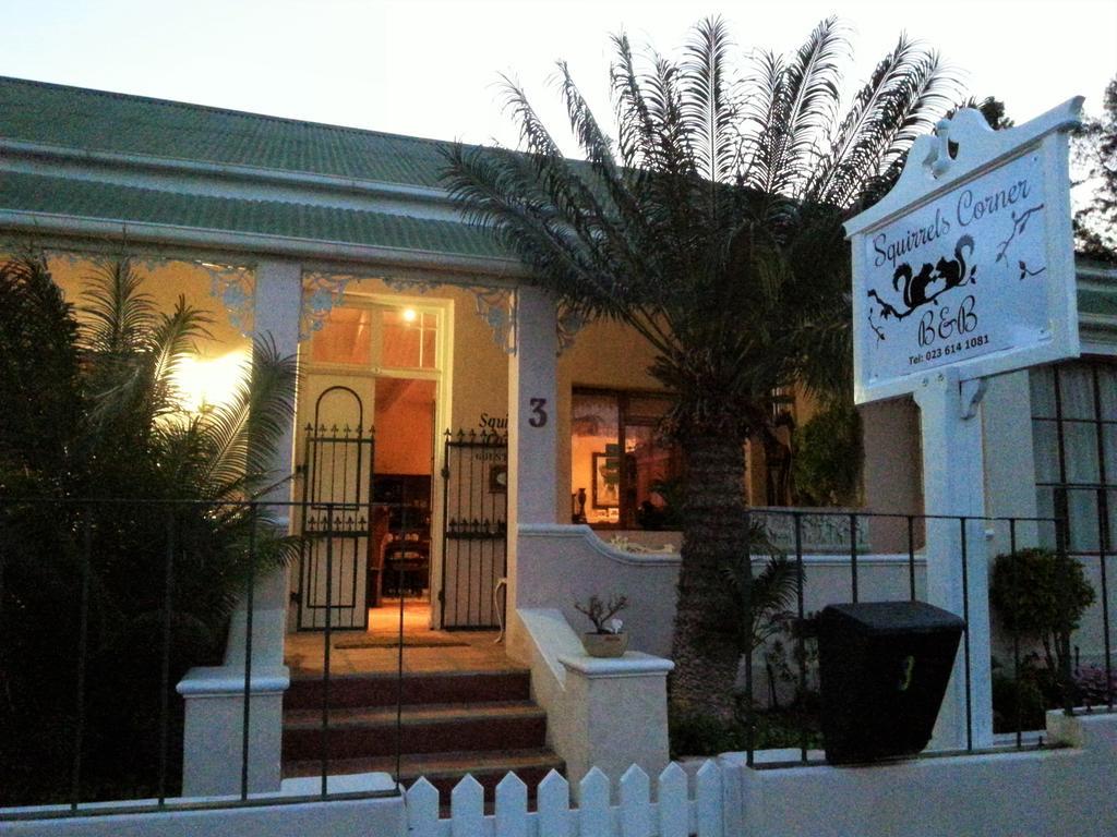 Squirrels Corner Bed and Breakfast Montagu Exteriör bild