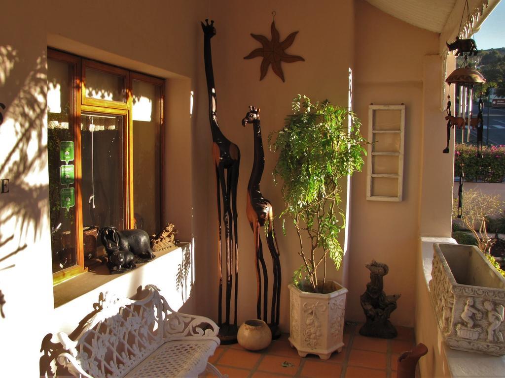 Squirrels Corner Bed and Breakfast Montagu Exteriör bild