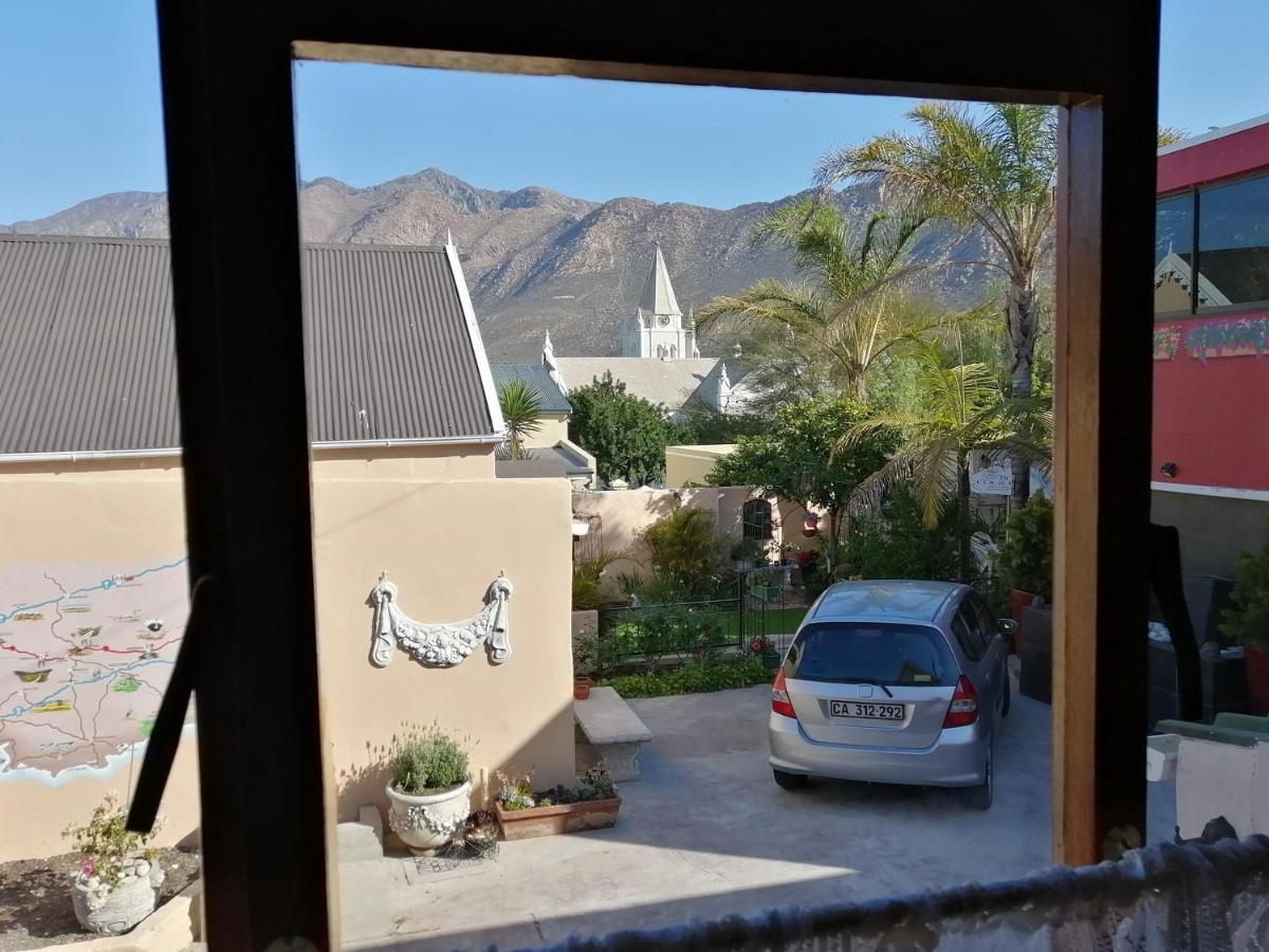 Squirrels Corner Bed and Breakfast Montagu Exteriör bild