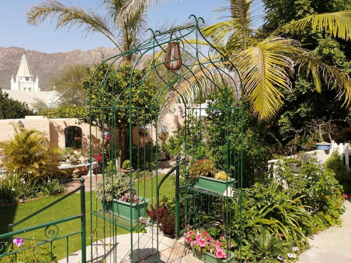 Squirrels Corner Bed and Breakfast Montagu Exteriör bild